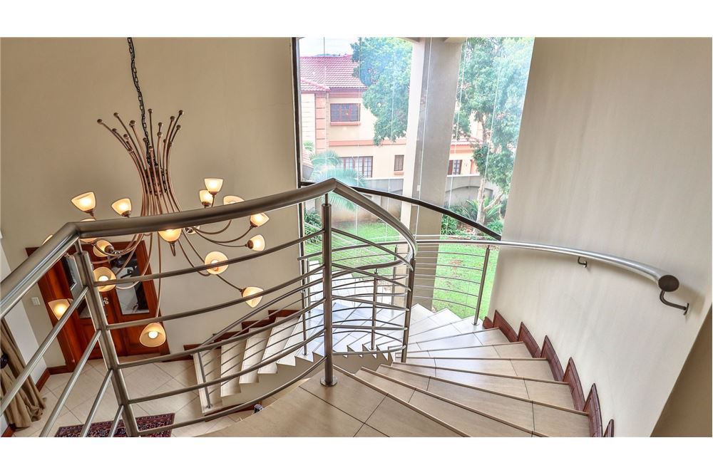Residenziale - Casa - Magalieskruin, Gauteng - South Africa - 68 - 1031414142-43