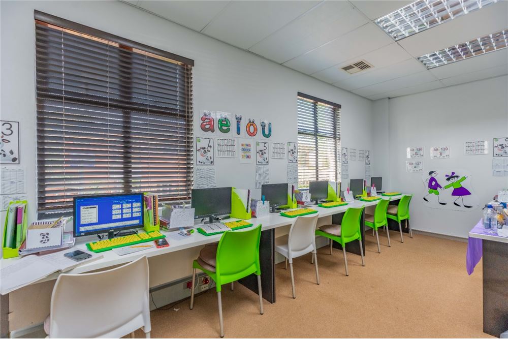 Surface commerciale - Bureau - Hillcrest Central, KwaZulu Natal - South Africa - 7 - 1031391055-53