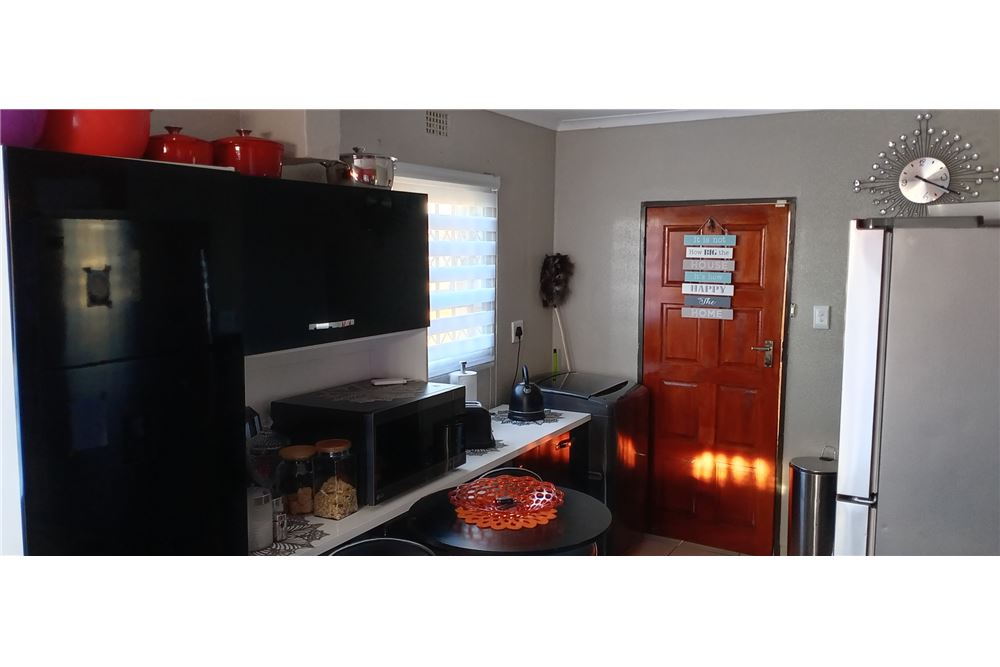 Жилищен - Къща - Vanderbijlpark CE7, Gauteng - South Africa - 17 - 1031421130-36