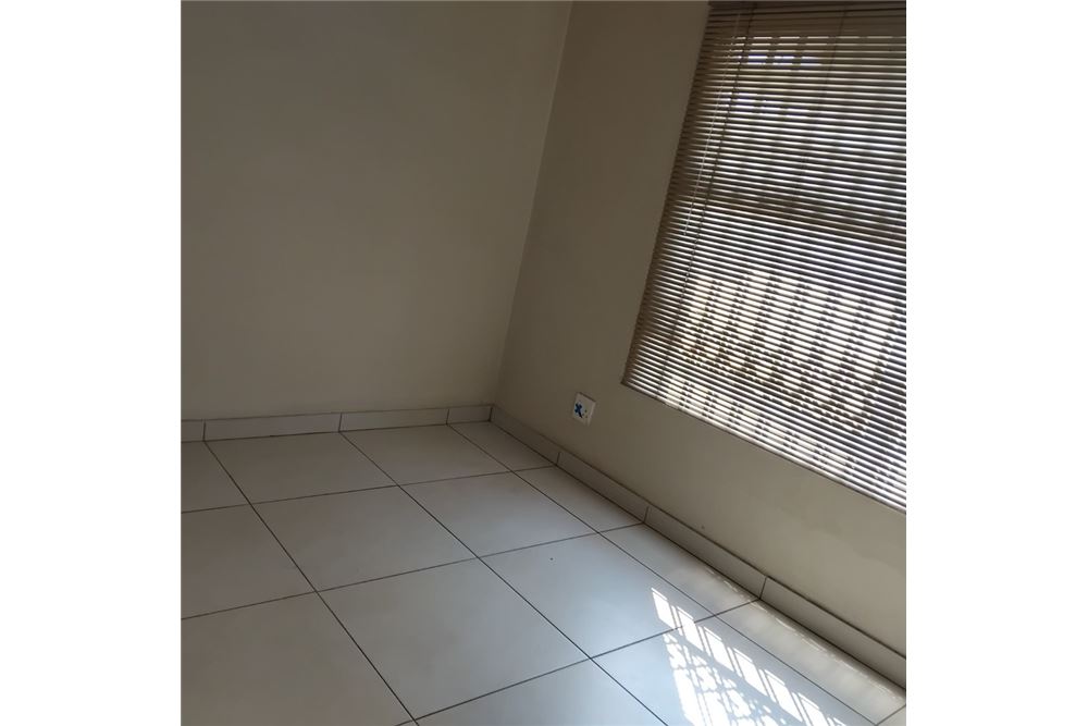 تجاري  - تجاري/بالمفرق - Dinwiddie, Gauteng - South Africa - 17 - 1031421085-62