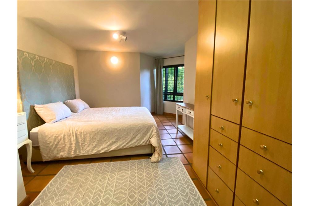 Residential - House - Waterkloof, Gauteng - South Africa - 17 - 1031414143-42