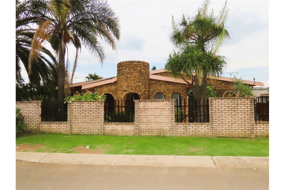 Residencial - Casa - Eersterust, Gauteng - South Africa - 2 - 1031414016-161