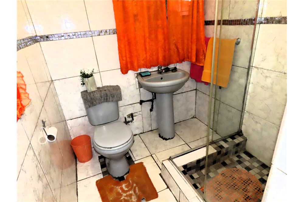 Residencial - Casa - Eersterust, Gauteng - South Africa - 13 - 1031414016-158