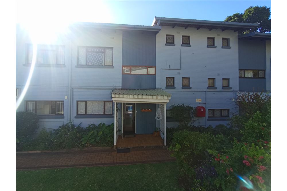 Dzīvojamais - Pilsētas savrupmāja - Bulwer, KwaZulu Natal - South Africa - 38 - 1031389007-102