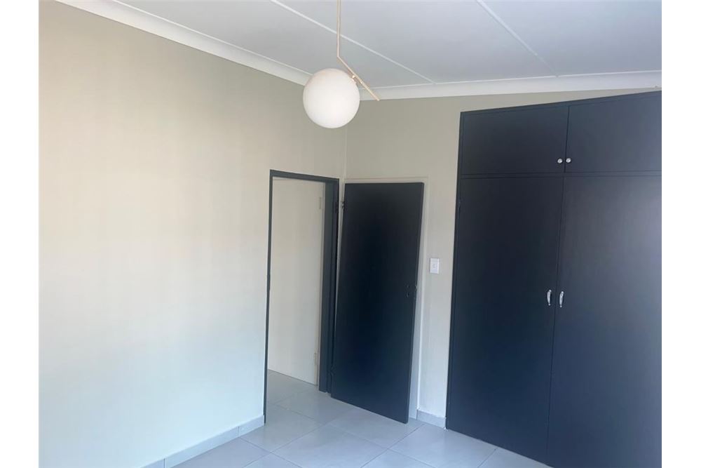 Residenziale - Appartamento - Sinoville, Gauteng - South Africa - 4 - 1031414136-30
