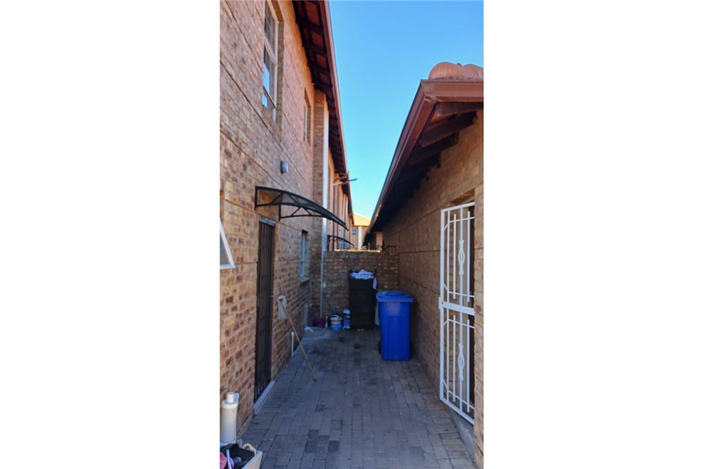 Residencial - Adosado - Annlin, Gauteng - South Africa - 22 - 1031414116-91