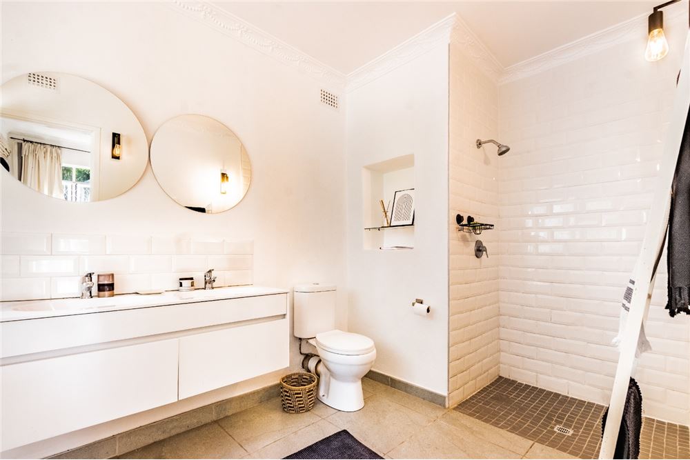 Residential - House - Westville Central, KwaZulu Natal - South Africa - 21 - 1031465101-131