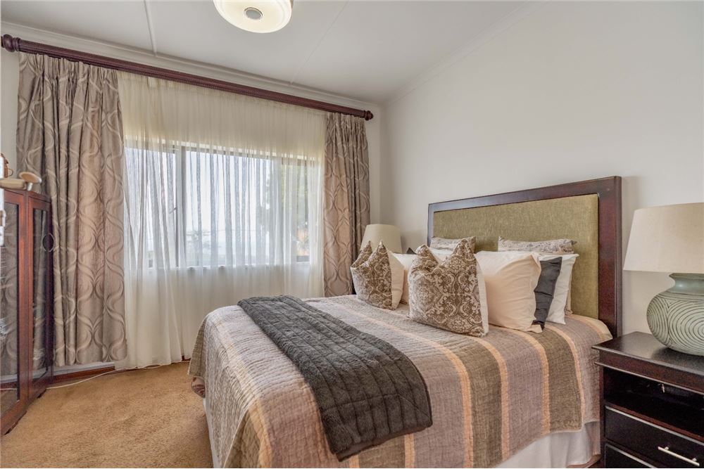 Residential - House - Durban North, KwaZulu Natal - South Africa - 24 - 1031465073-80