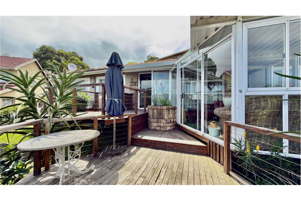 Residential - House - Sherwood, KwaZulu Natal - South Africa - 26 - 1031465139-3