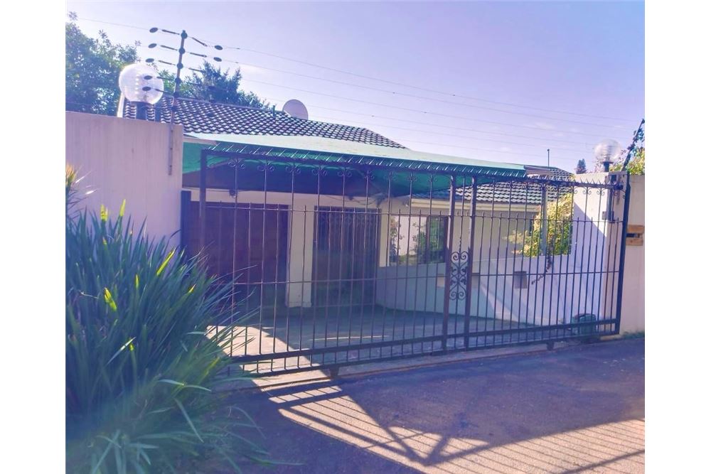 Residential - House - Park Hill, KwaZulu Natal - South Africa - 27 - 1031465112-23