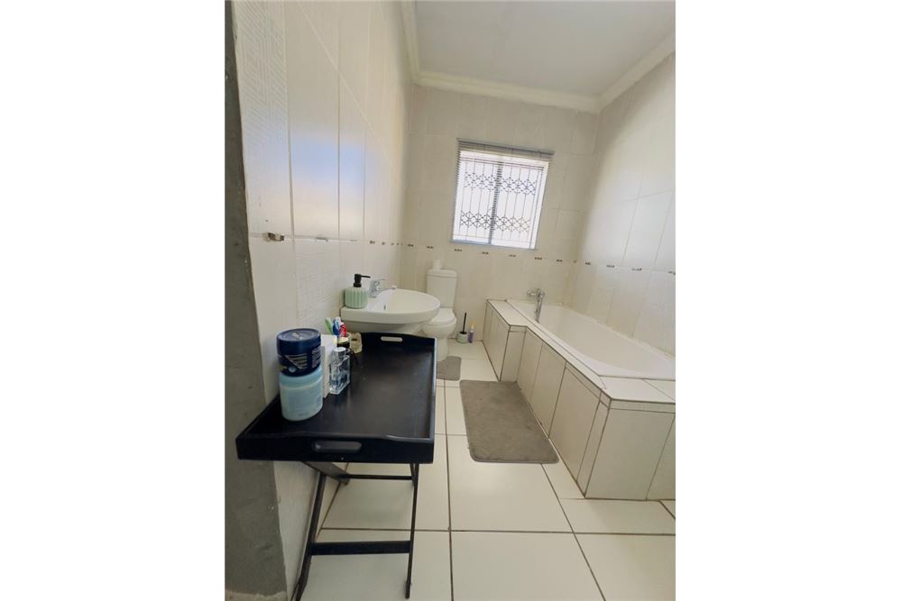 Residenziale - Casa - Mabopane, Gauteng - South Africa - 16 - 1031414106-216