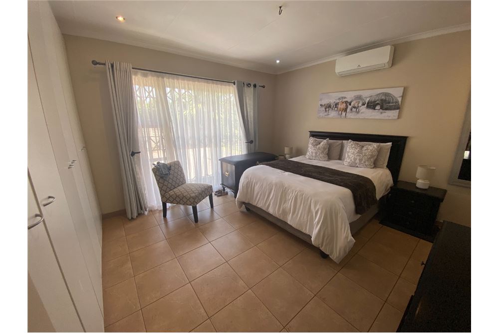 Residential - House - Somerset Park, KwaZulu Natal - South Africa - 19 - 1031465093-24