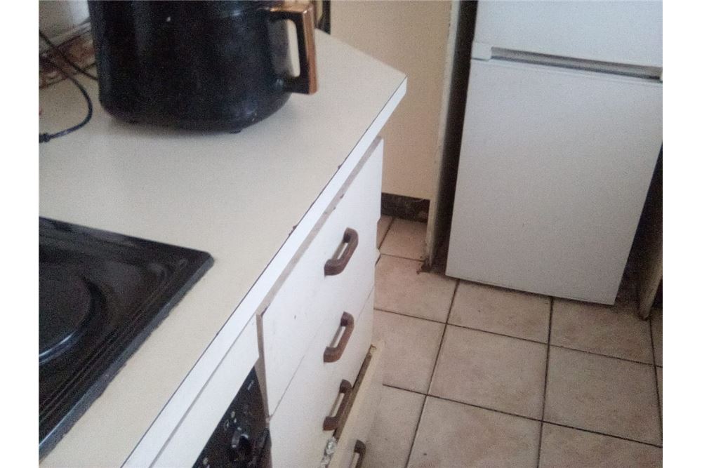 Residential - บ้านเดี่ยว - Charlesville, Western Cape - South Africa - 11 - 1031485044-39