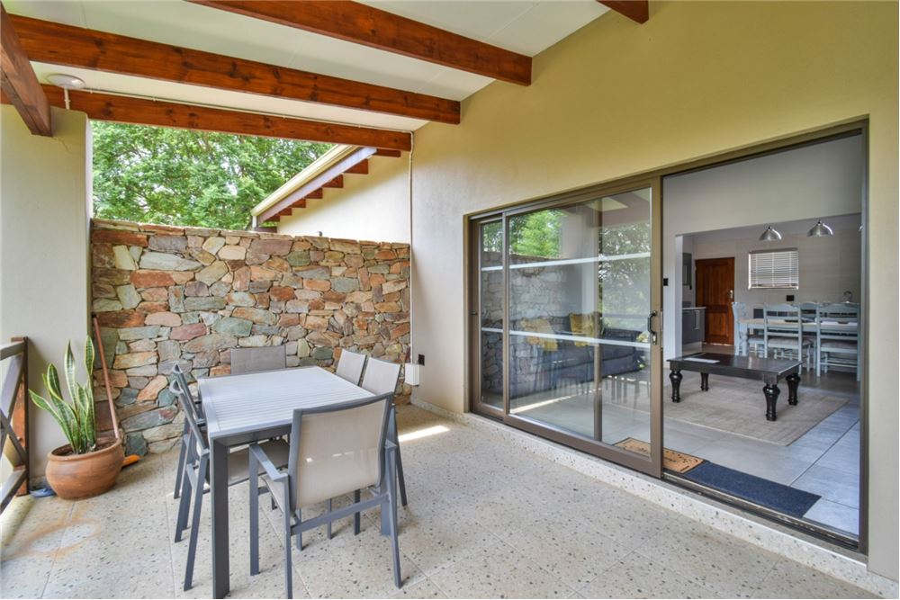 Comercial - Hostal - Kameeldrift East, Gauteng - South Africa - 41 - 1031414001-141