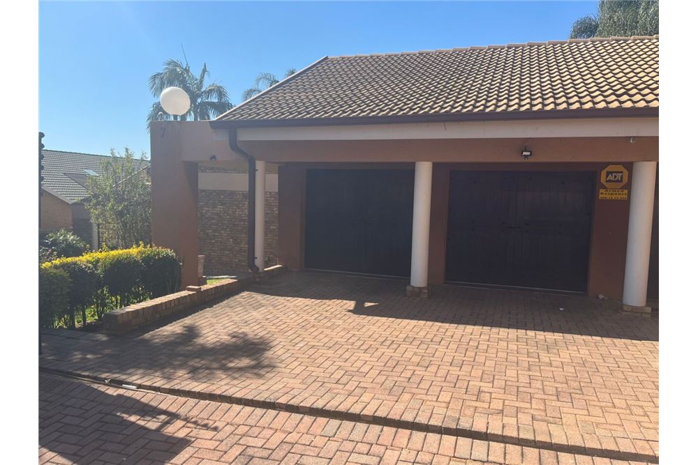 Residencial - Casa - Montana Park, Gauteng - South Africa - 21 - 1031414140-41