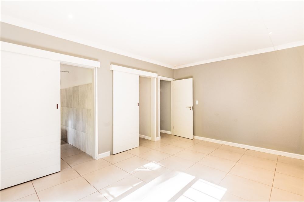 Residential - Townhouse - Cowies Hill, KwaZulu Natal - South Africa - 9 - 1031465101-129