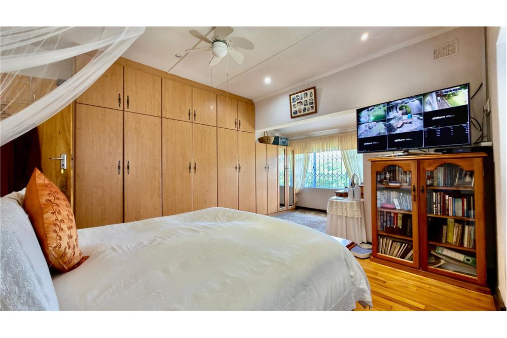 Residential - House - Sherwood, KwaZulu Natal - South Africa - 13 - 1031465139-3