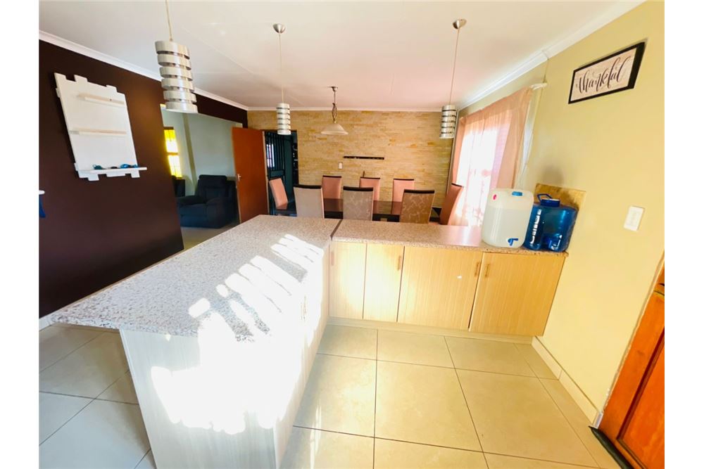 Residencial - Casa - Eersterust, Gauteng - South Africa - 6 - 1031414137-35