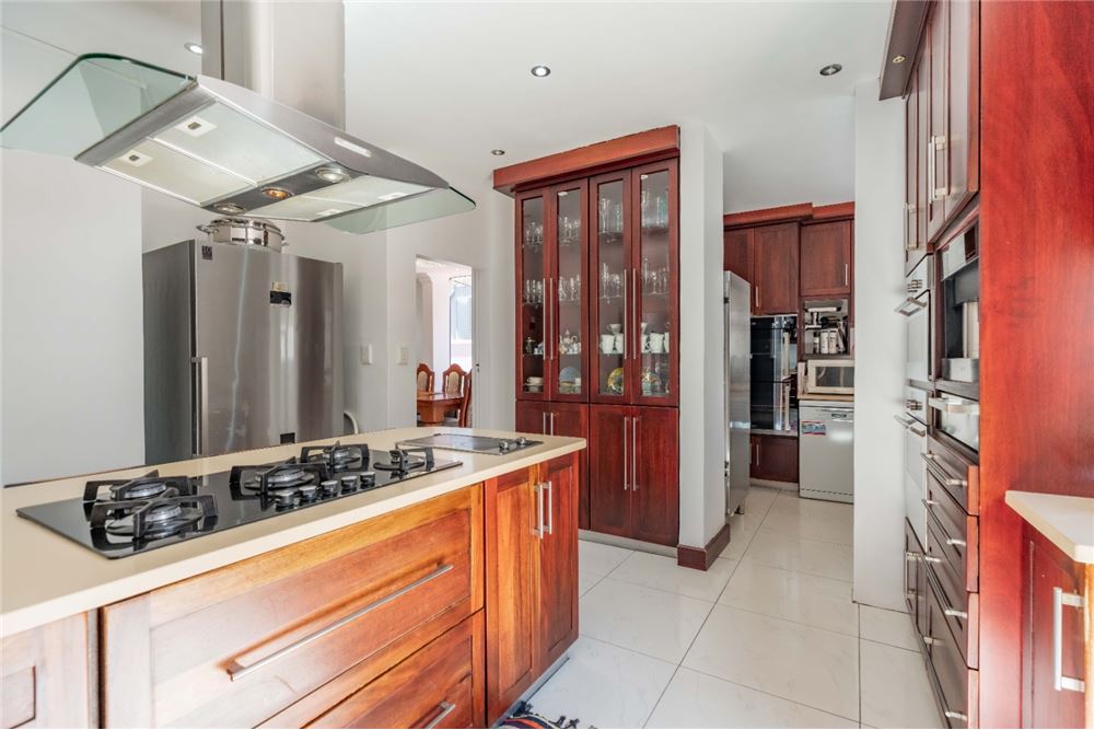 Residential - House - Umhlanga Rocks, KwaZulu Natal - South Africa - 11 - 1031465073-86