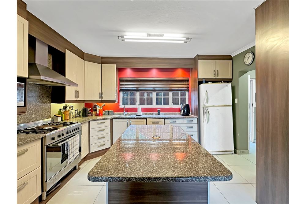 Residential - House - Dawncliffe, KwaZulu Natal - South Africa - 6 - 1031465126-3