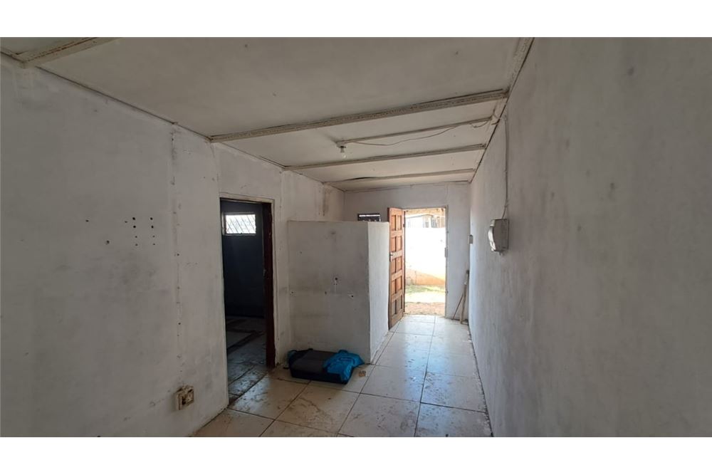 Commercio - Commerciale/Negozi - Lotus Gardens, Gauteng - South Africa - 16 - 1031414126-63