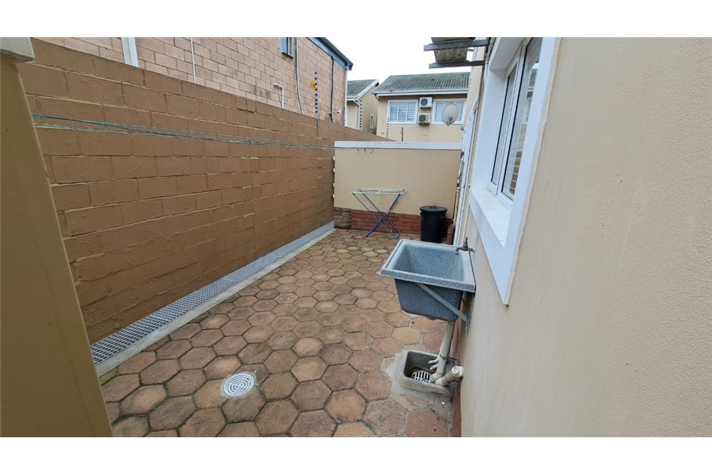 Residential - Townhouse - Mount Edgecombe, KwaZulu Natal - South Africa - 29 - 1031465047-201