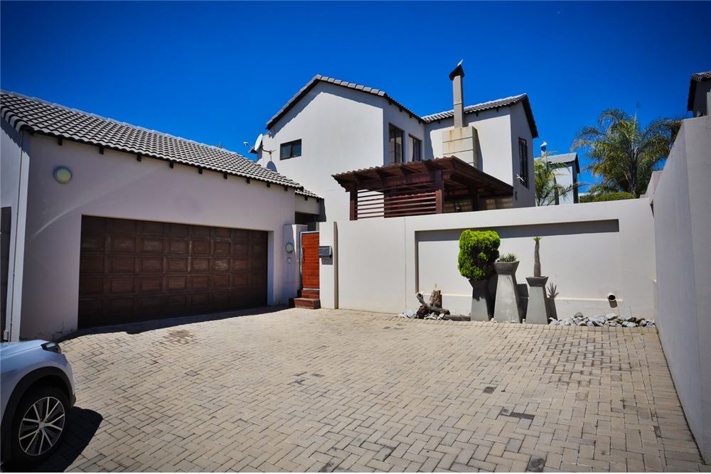 Residential - Отдельно стоящий дом - Thatchfield Estate, Gauteng - South Africa - 2 - 1031393016-194