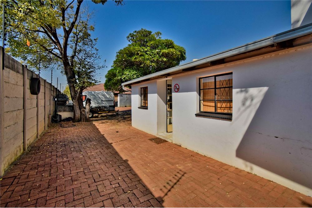 Comercial - Comercio/Tienda - Pretoria North, Gauteng - South Africa - 22 - 1031414001-131