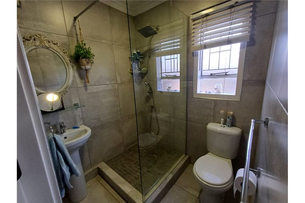 Rezidential - Case/Vile - Northcroft, KwaZulu Natal - South Africa - 16 - 1031388048-69