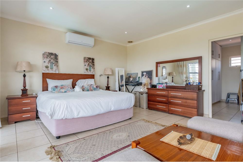 Residential - House - La Lucia, KwaZulu Natal - South Africa - 25 - 1031465022-882