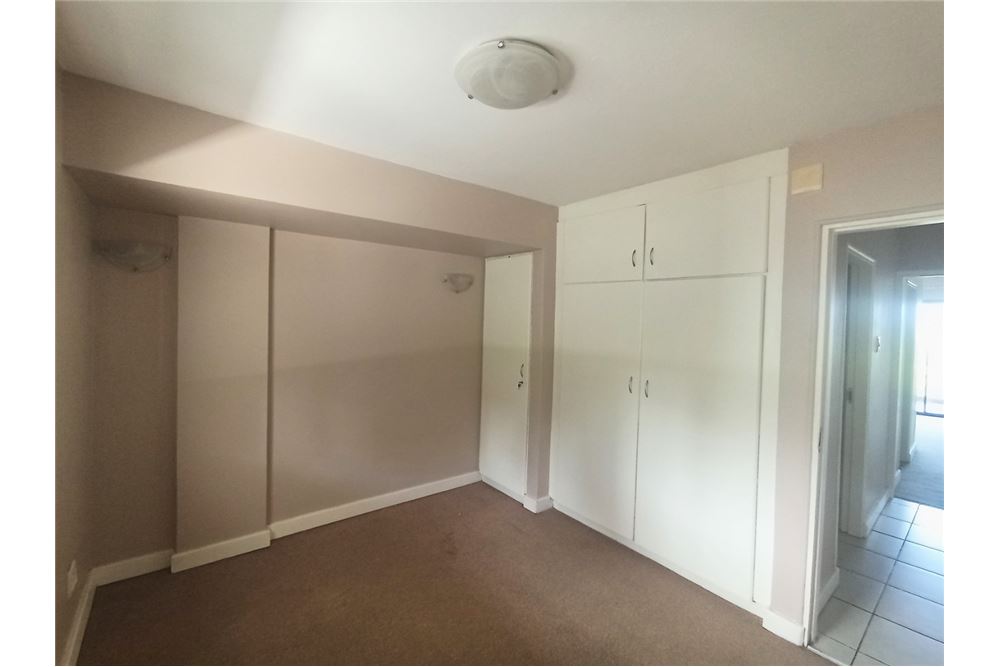 Residential - Stanovanje - Morningside, KwaZulu Natal - South Africa - 24 - 1031388085-18