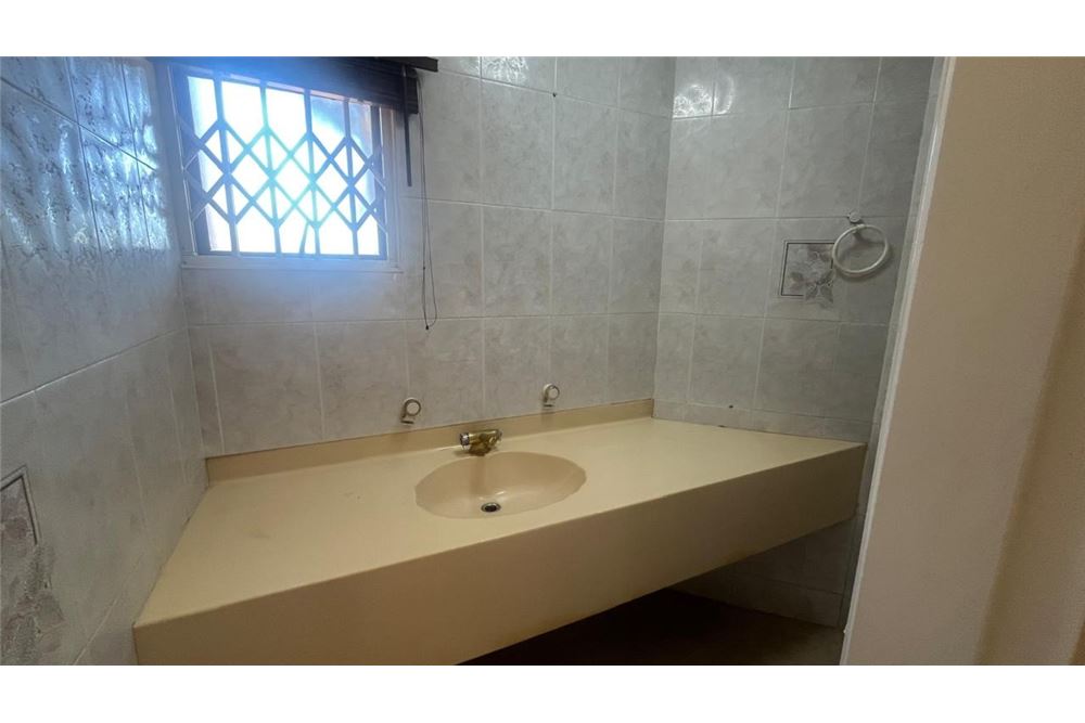 Residential - House - Durban North, KwaZulu Natal - South Africa - 35 - 1031465129-27