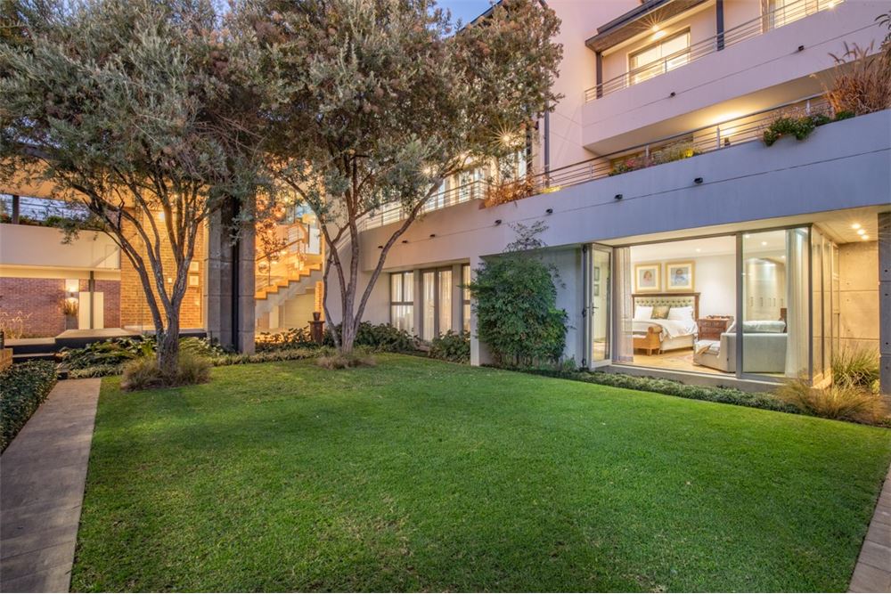 Residential - House - Waterkloof, Gauteng - South Africa - 139 - 1031414150-79