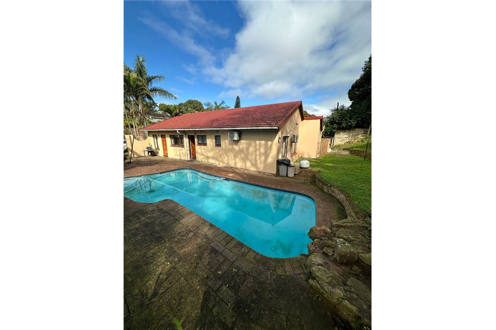Residential - House - Glen Anil, KwaZulu Natal - South Africa - 29 - 1031465056-202