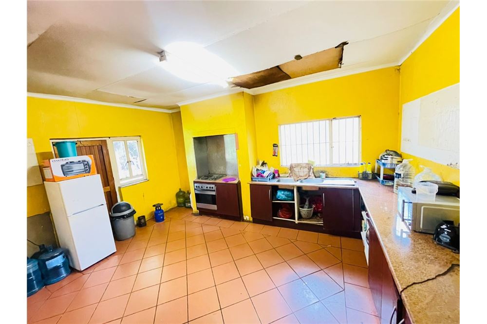 Residential - House - Sunnyside, Gauteng - South Africa - 4 - 1031414137-51