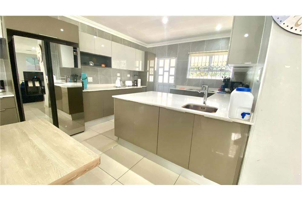 Residential - House - Prestondale, KwaZulu Natal - South Africa - 8 - 1031465129-19