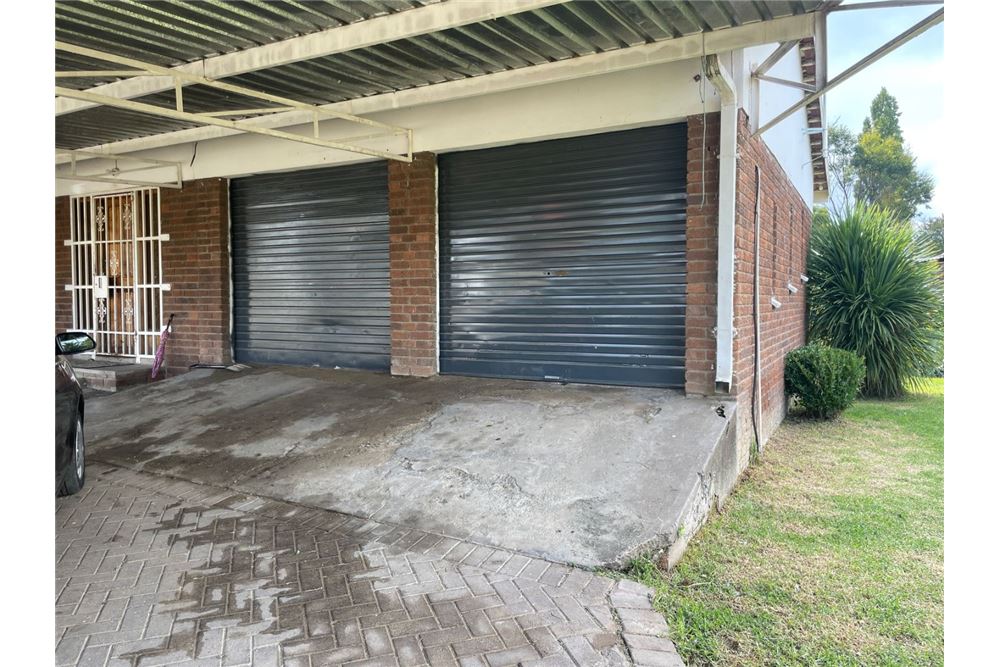 Dzīvojamais - Savrupmāja - Ladybrand, Free State - South Africa - 7 - 1031417002-278