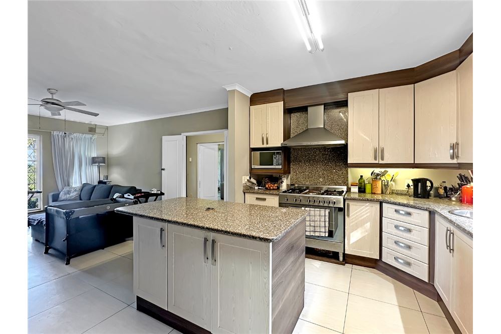 Residential - House - Dawncliffe, KwaZulu Natal - South Africa - 7 - 1031465126-3