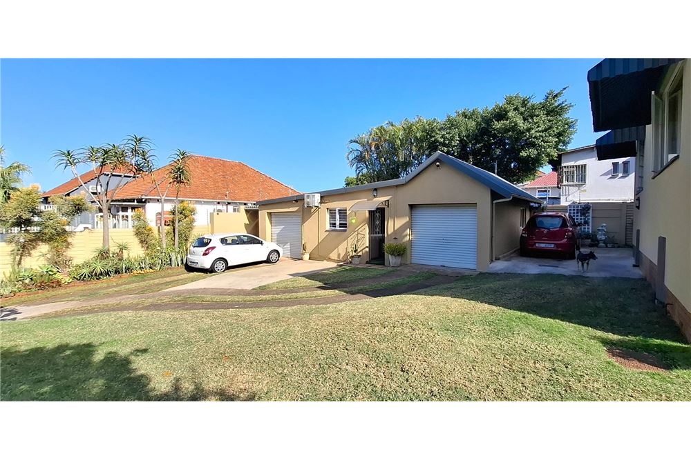 Residential - Rumah Terpisah - Glenwood, KwaZulu Natal - South Africa - 42 - 1031389002-211