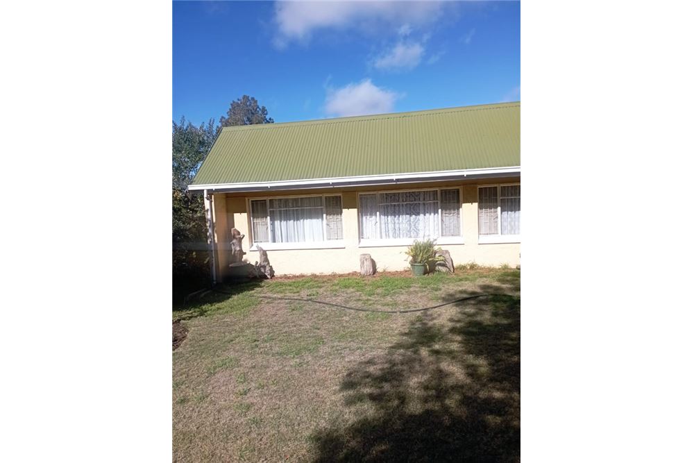 Residential - 주택 - Tweespruit, Free State - South Africa - 4 - 1031417002-272