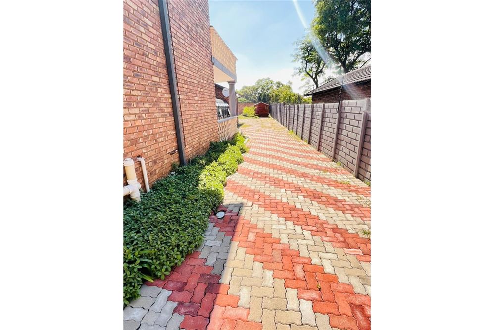 Residencial - Casa - Newlands, Gauteng - South Africa - 30 - 1031414137-34