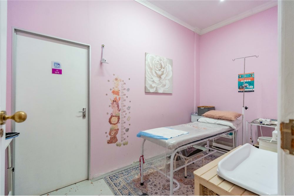 Residential - House - Bulwer, KwaZulu Natal - South Africa - 21 - 1031465081-80