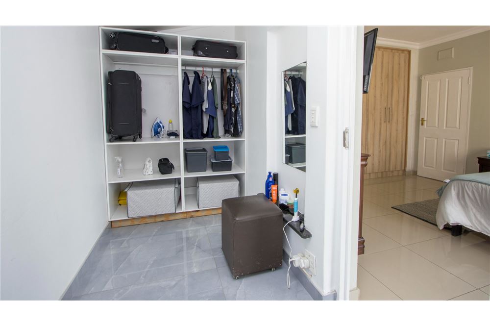 Residential - House - Glenashley, KwaZulu Natal - South Africa - 21 - 1031465018-51