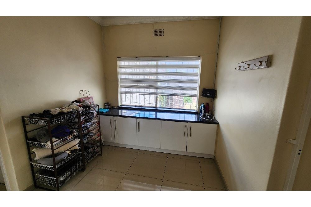 Residential - Omakotitalo - Oakdene, Gauteng - South Africa - 16 - 1031421040-63