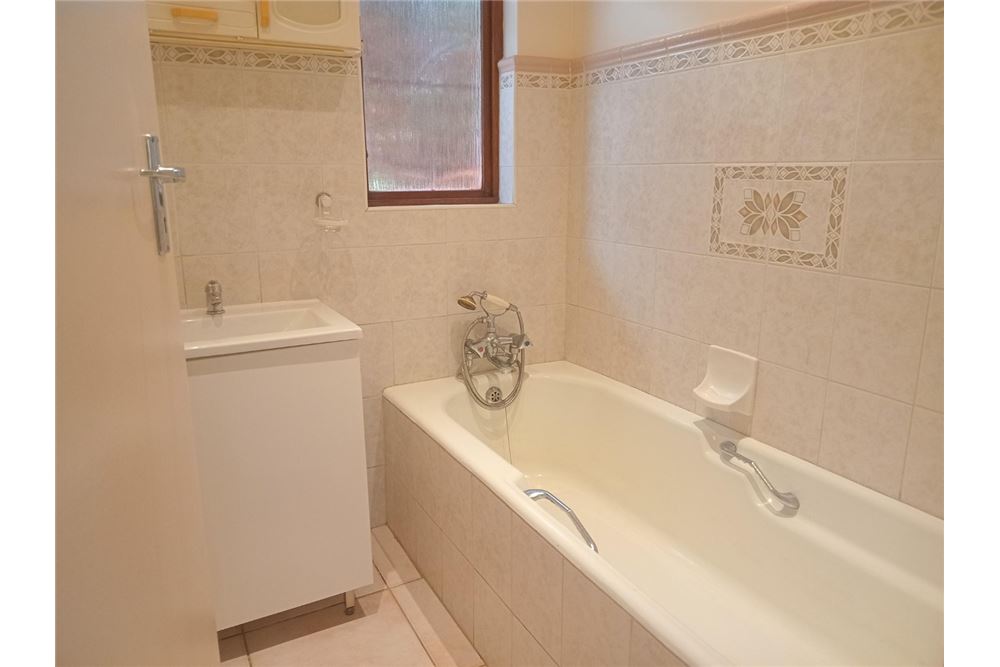 Residential - House - Umhlanga Rocks, KwaZulu Natal - South Africa - 14 - 1031465016-297