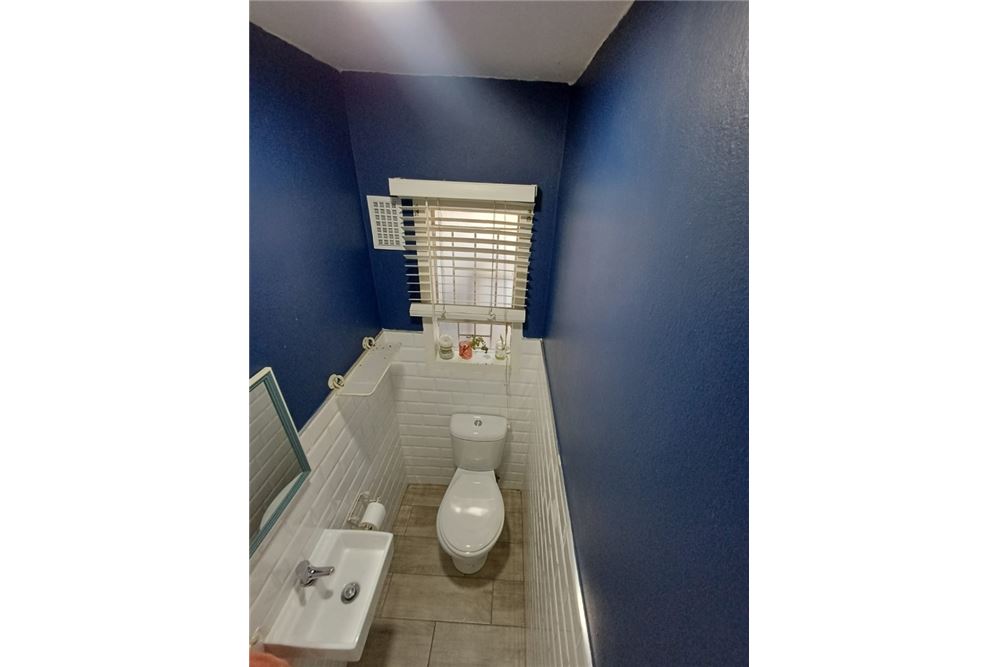 Rezidential - Case/Vile - Northcroft, KwaZulu Natal - South Africa - 19 - 1031388048-69