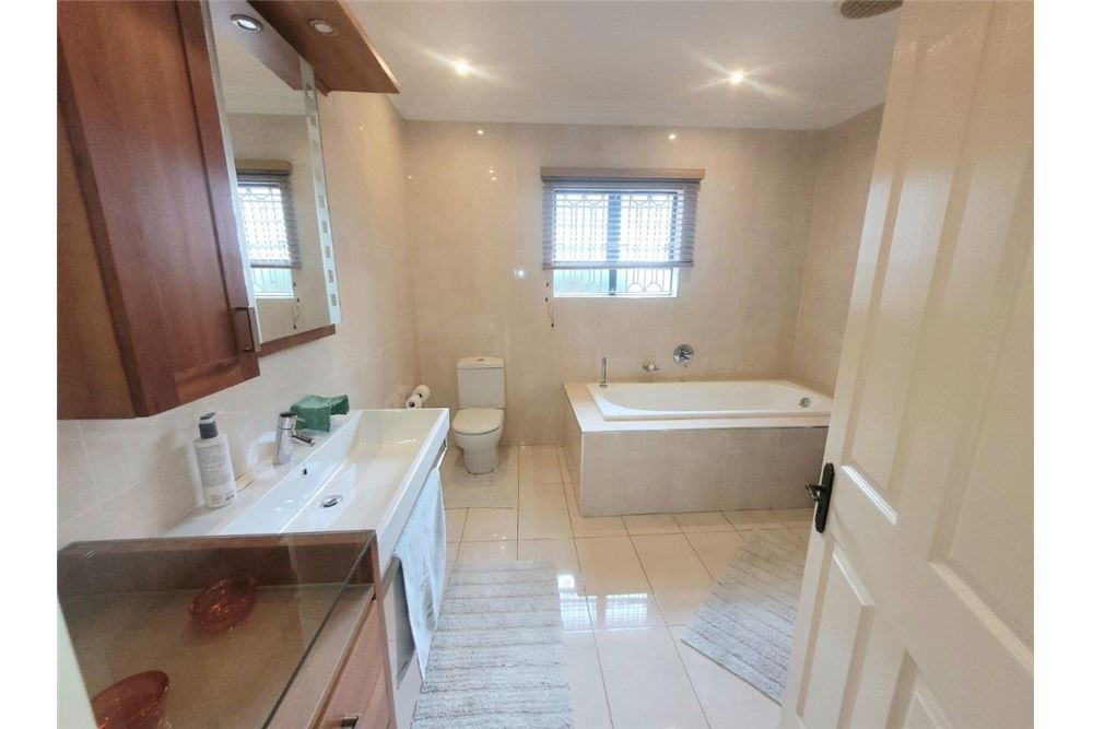 Residential - House - Westville Central, KwaZulu Natal - South Africa - 14 - 1031465038-267