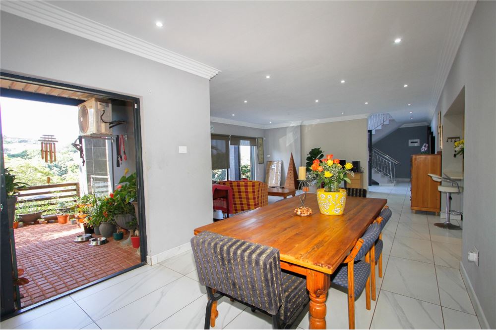 Dzīvojamais - Savrupmāja - La Lucia, KwaZulu Natal - South Africa - 15 - 1031465071-64