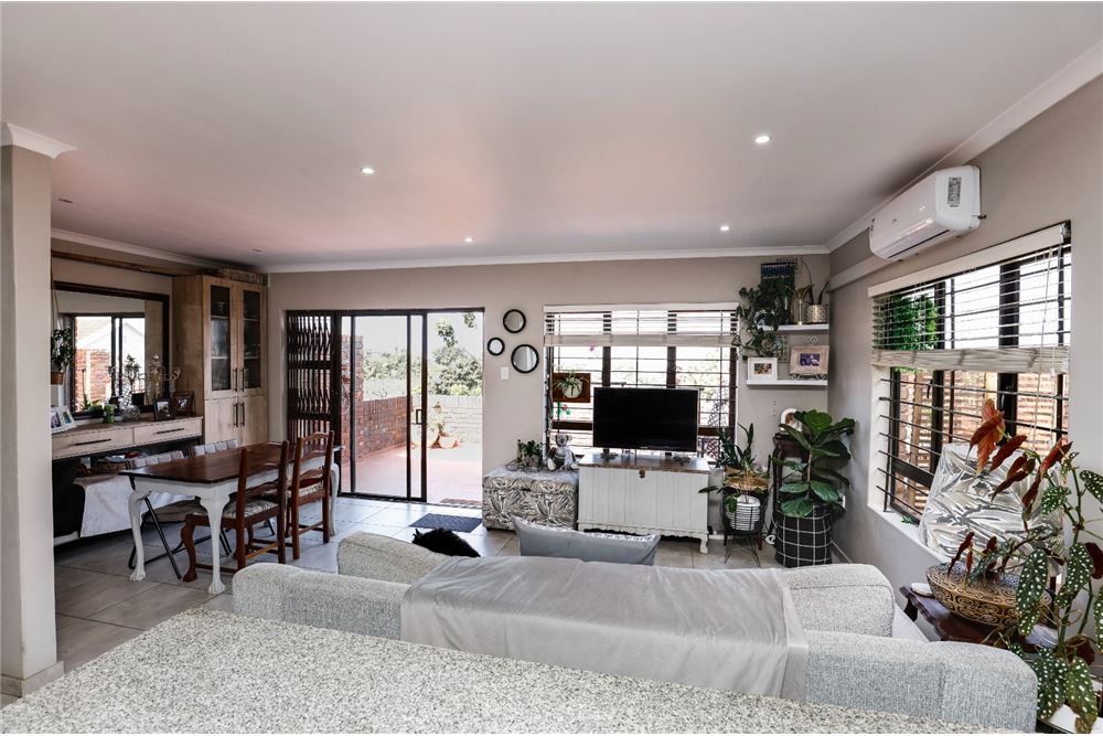 Residential - تاون هاوس - Umgeni Park, KwaZulu Natal - South Africa - 2 - 1031465018-52