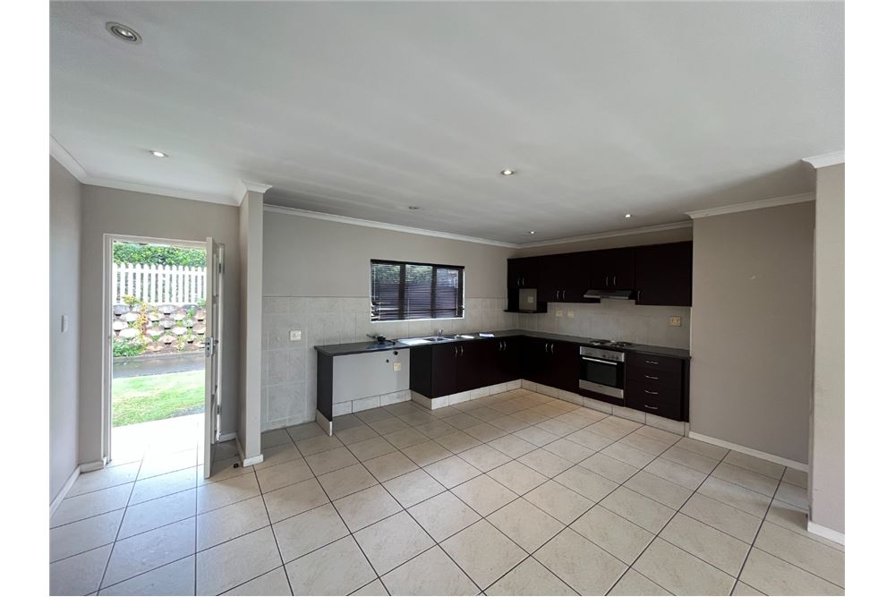 Residential - Townhouse - Mount Edgecombe, KwaZulu Natal - South Africa - 4 - 1031465047-181